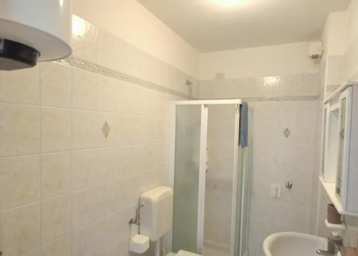 Choose To Spend Your With Beahost * Бібіоне